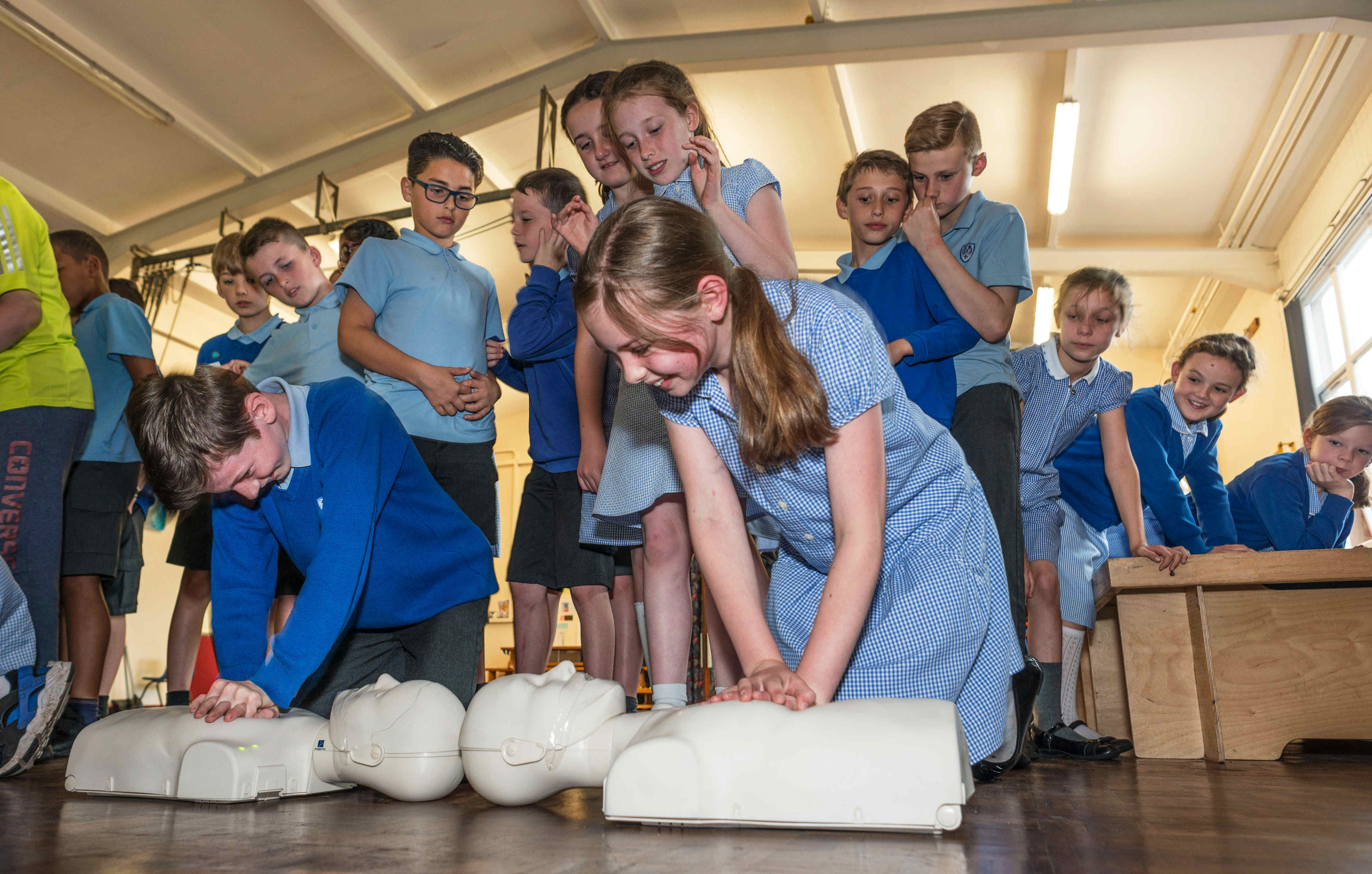 teaching first aid in schools